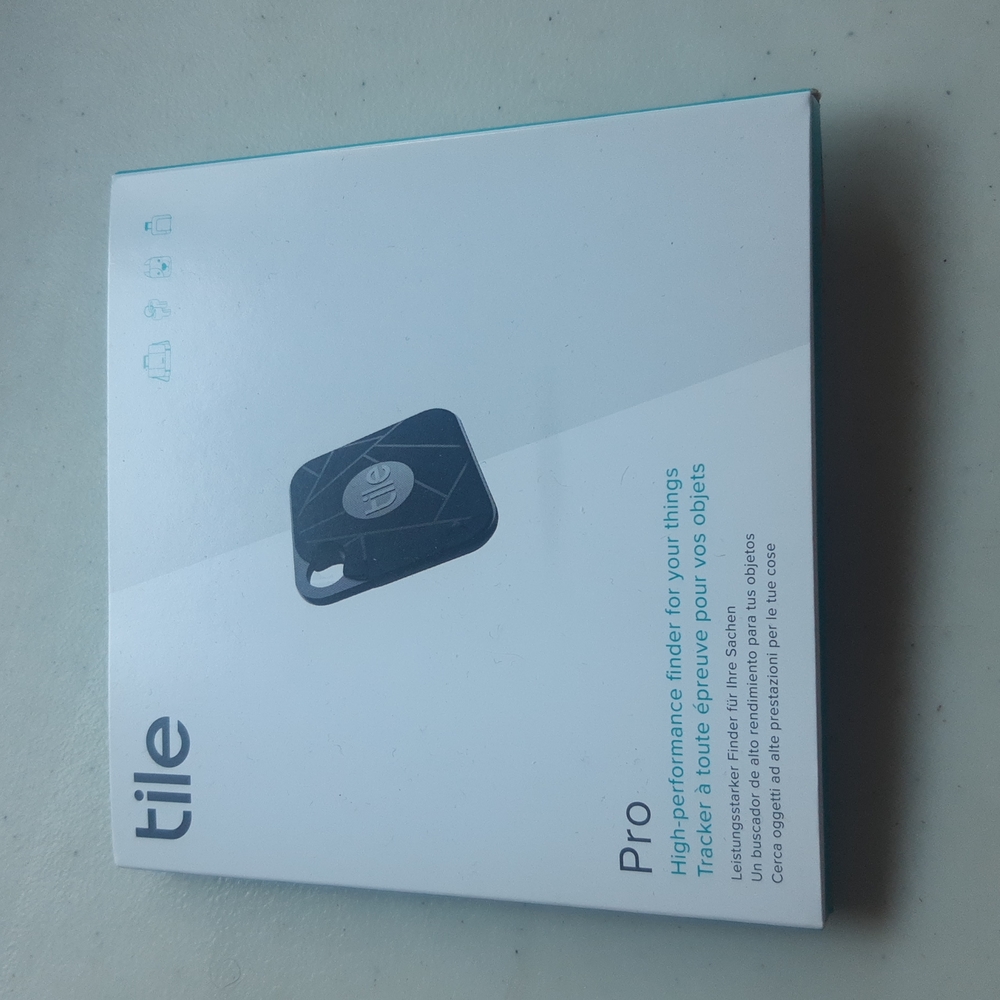 BNIB Black Geometric Tile Pro Tracker